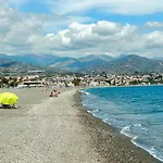 Luxury Spanish With Sea View And Big Terrace Моклинехо
